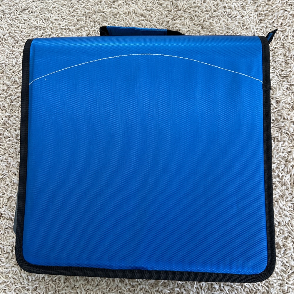 NWOT Case-It Blue Zipper Binder - Picture 9 of 14